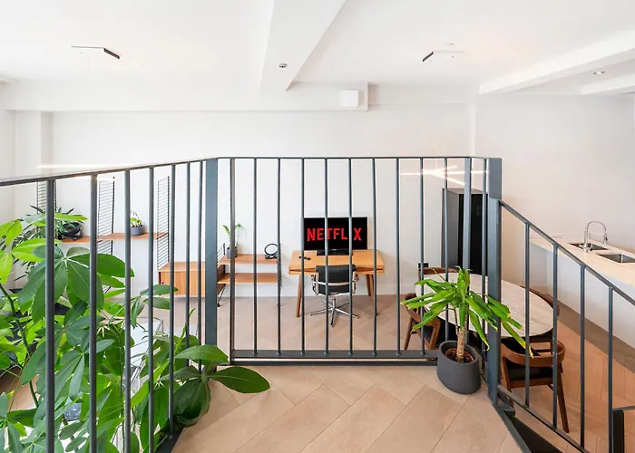 Perfect For 6 - 2 Bedroom 2 Bathroom Apartment By The Famous Hammersmith Riverside